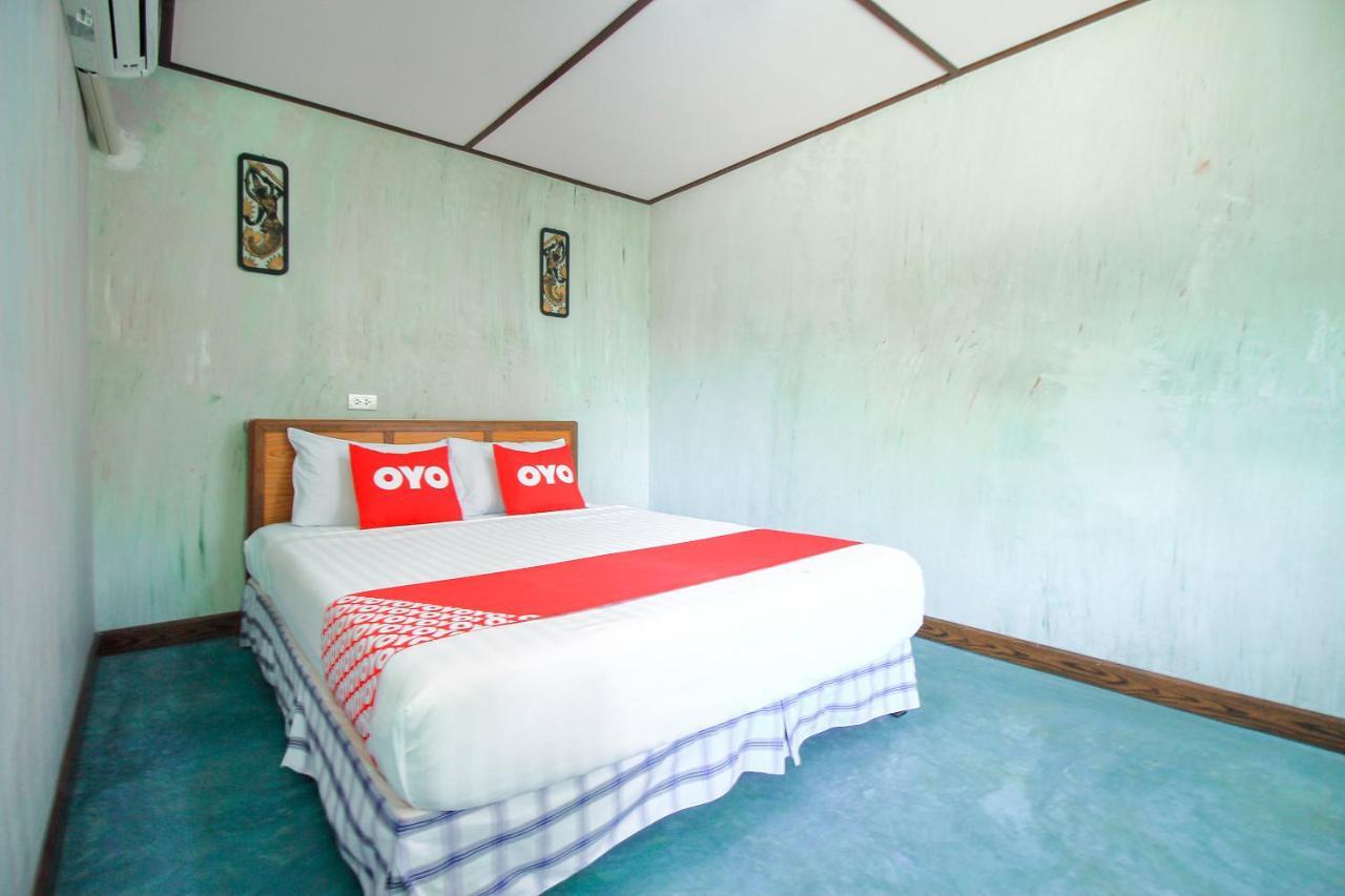 Oyo 354 Ton Hom Resort & Villa HHQ Exterior foto