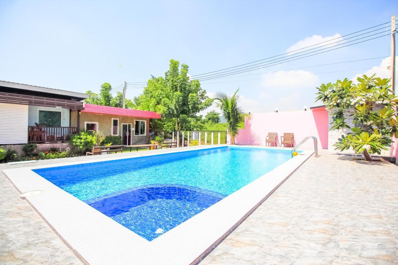 Oyo 354 Ton Hom Resort & Villa HHQ Exterior foto